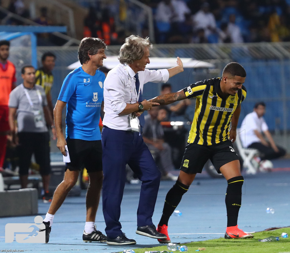 خيسوس.. يسقط ويبتسم