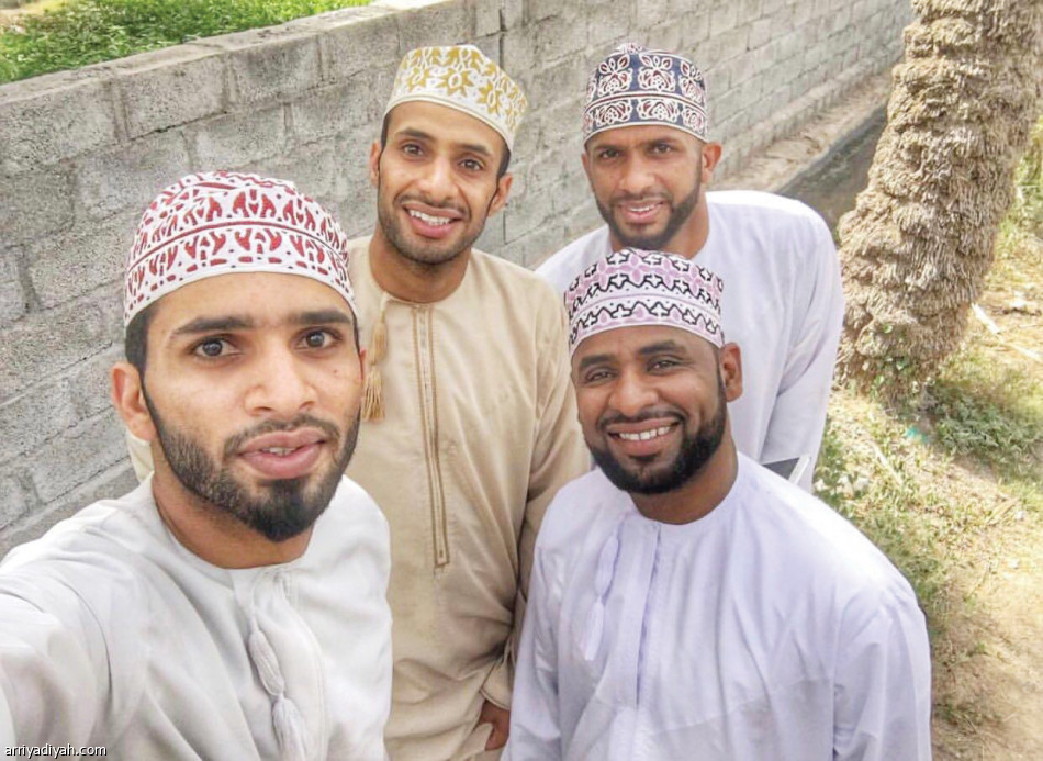 الحبسي:
الزعيم يصارع كل الجبهات