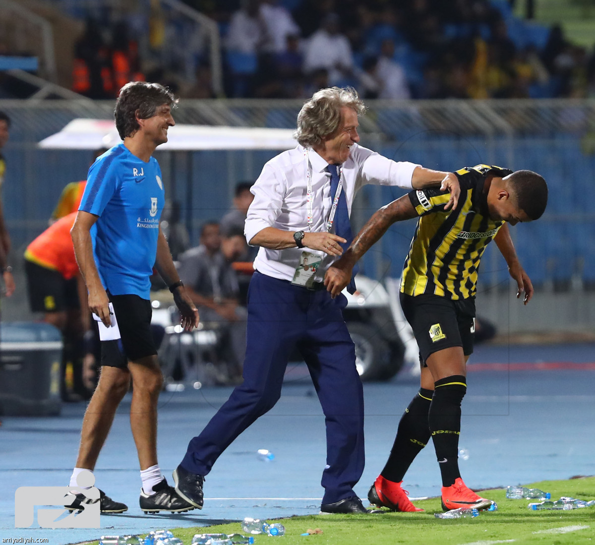 خيسوس.. يسقط ويبتسم