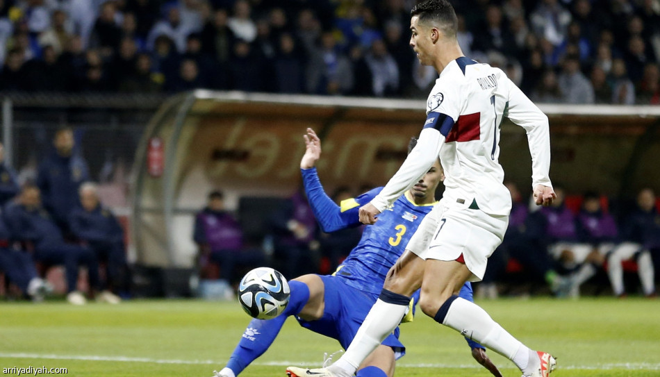 رونالدو يقود البرتغال إلى الانتصار الـ8 تواليا