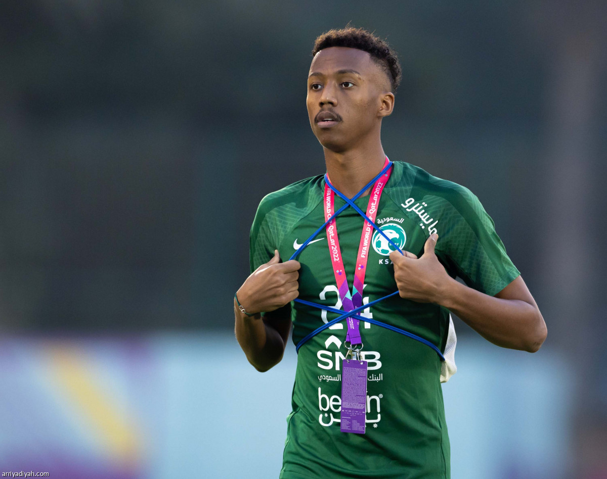 الأخضر يتأهب