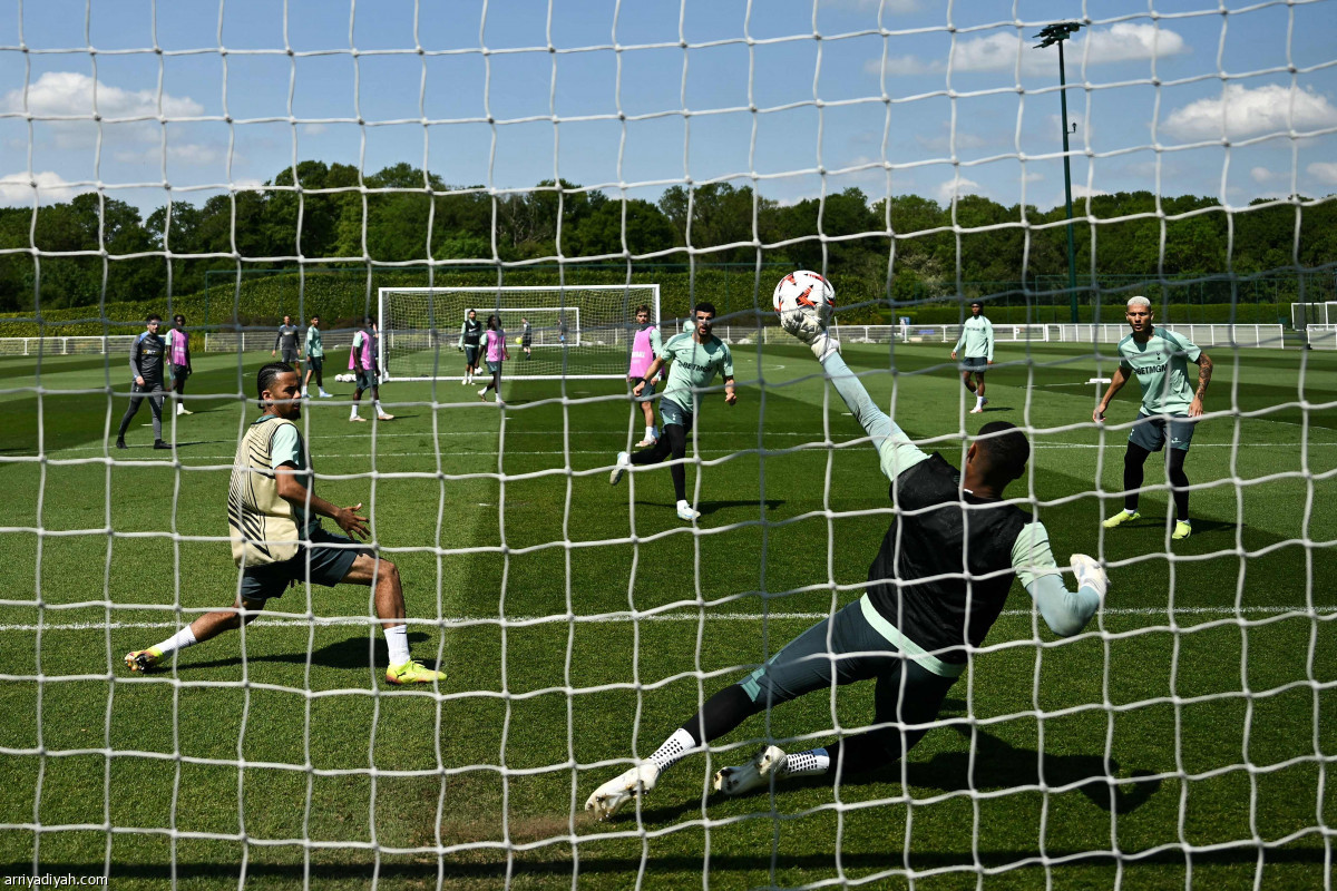 توتنام.. حصة صباحية