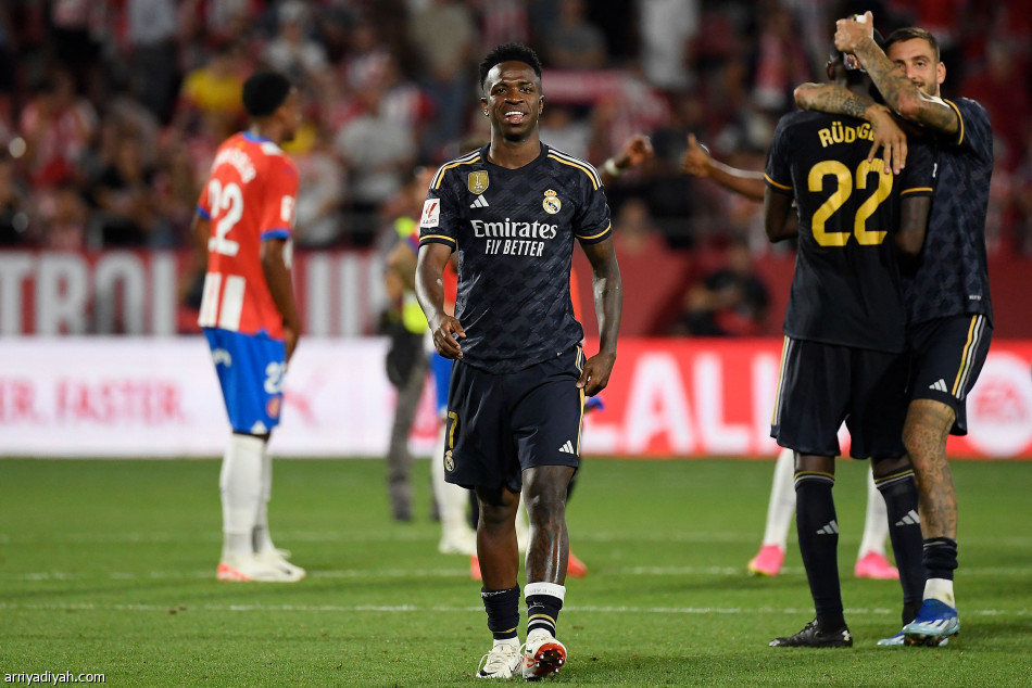 ريال مدريد يعطل جيرونا.. ويستعيد الصدارة