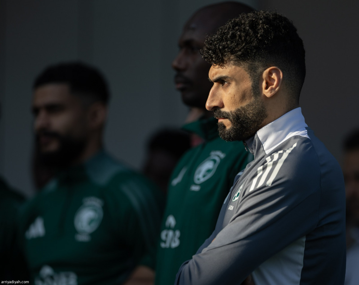 الأخضر ينطلق