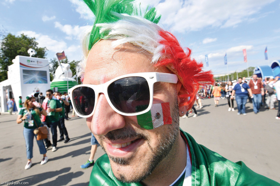 المزيفة والنمطية 
أدوات فكاهية مكسيكية