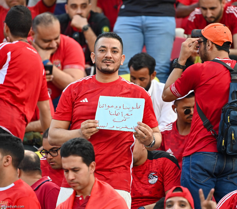 الجماهير تحضر بكثافة قبل مباراة الأهلي واتحاد العاصمة