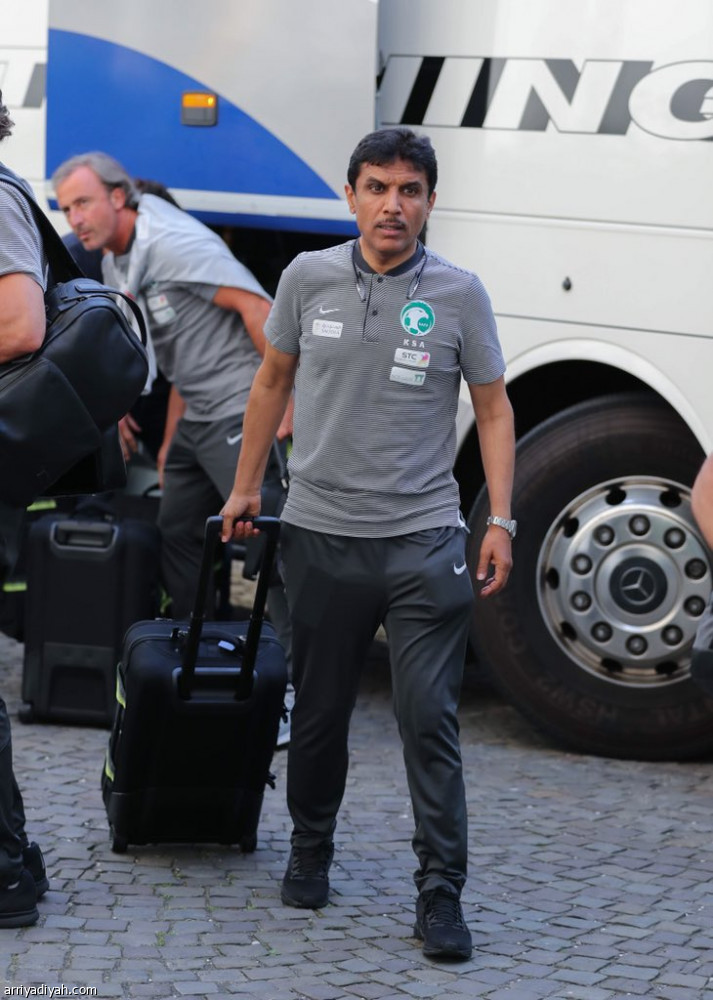 الأخضر يصل إلى كولونيا الألمانية