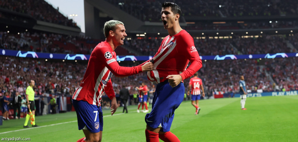 موراتا يقود أتلتيكو إلى عبور فينورد