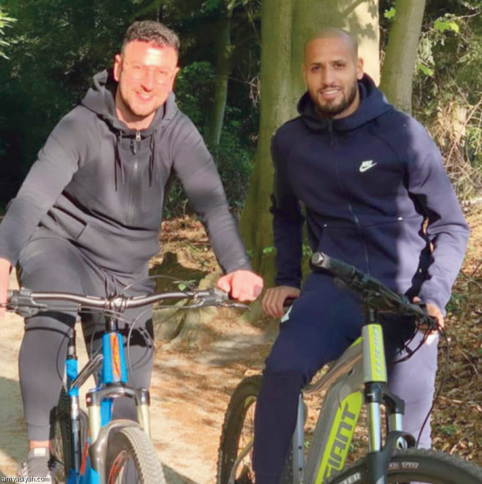 الأجانب بعد السفر..
الترفيه والأصدقاء يسيطران