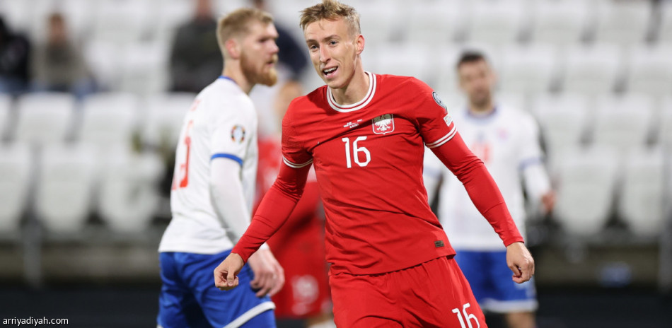 ألبانيا تعزز الصدارة  بثلاثية  التشيك