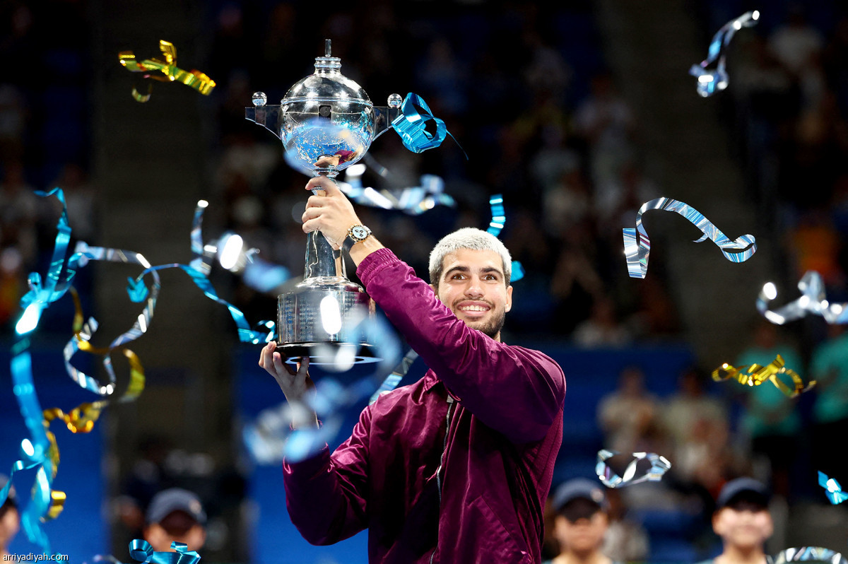 ألكاراز بطلا