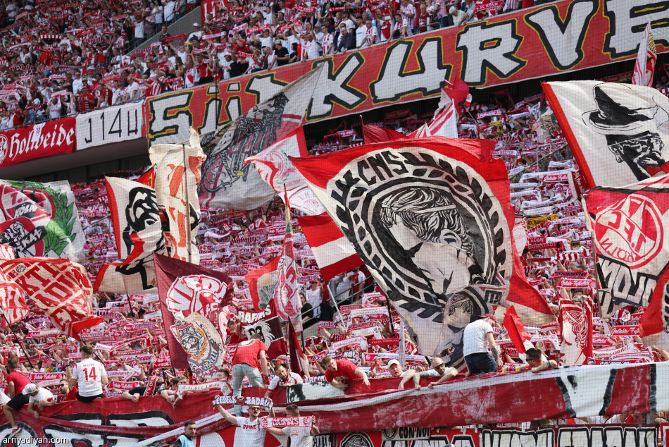 سيناريو قاتل
يمنح البايرن اللقب الـ 11