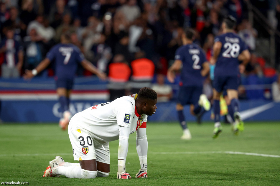 سان جيرمان يحقق فوزه الأول في الدوري الفرنسي