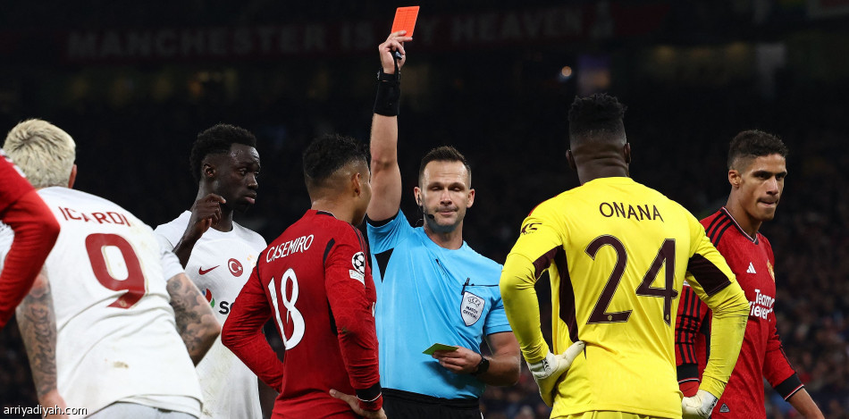 غلطة سراي يسقط مانشستر يونايتد على أرضه