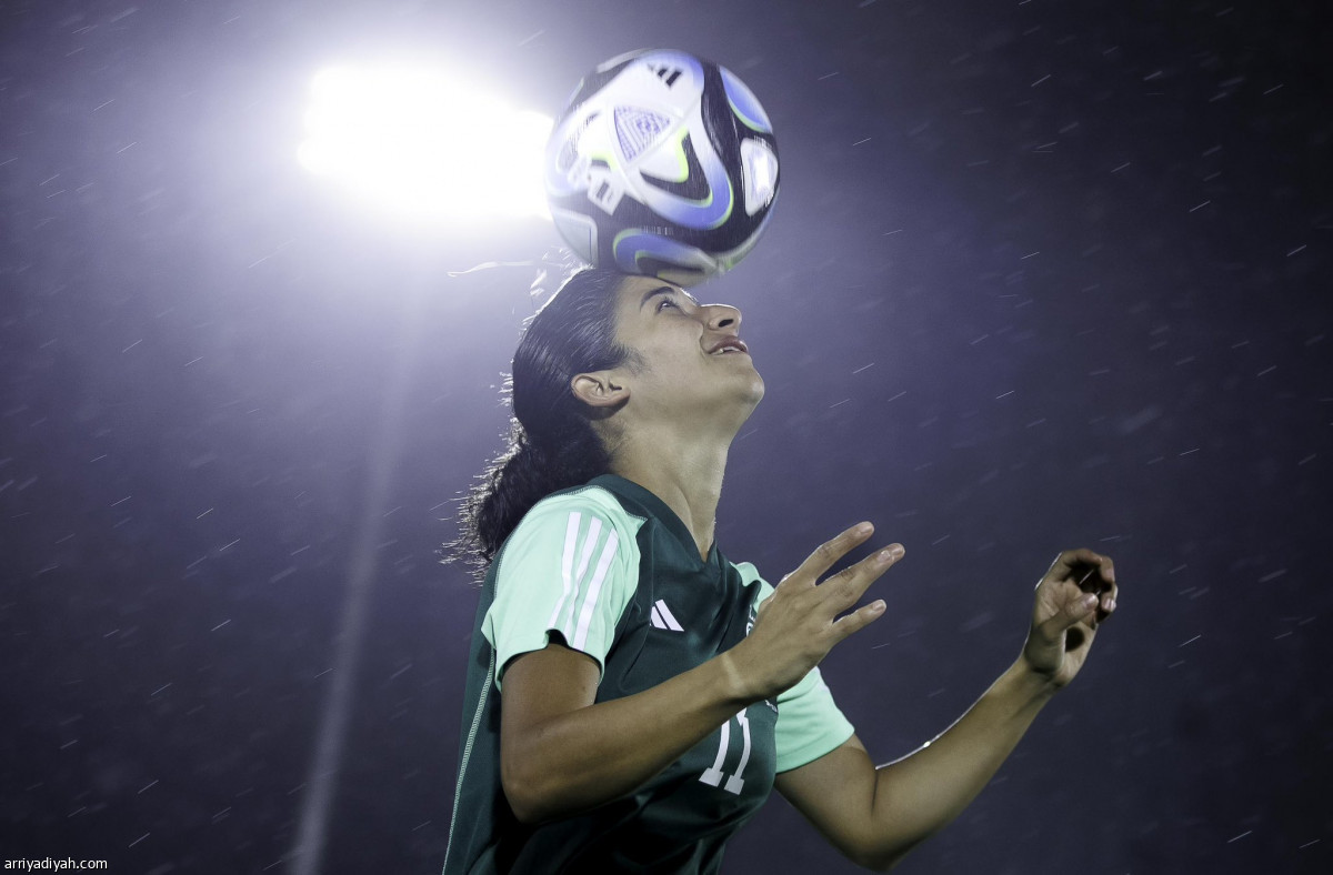 أخضر السيدات.. عمل متواصل