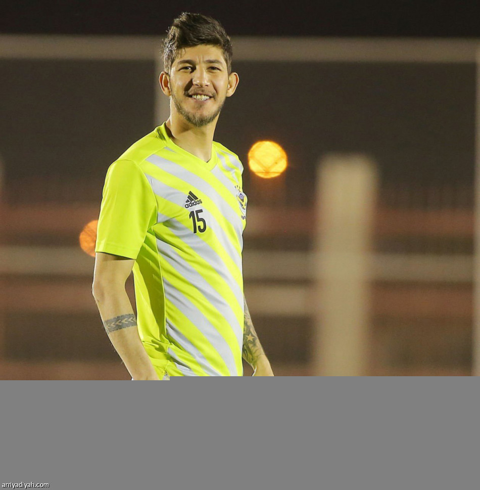 رباعية 
تواصل عادات اليابان