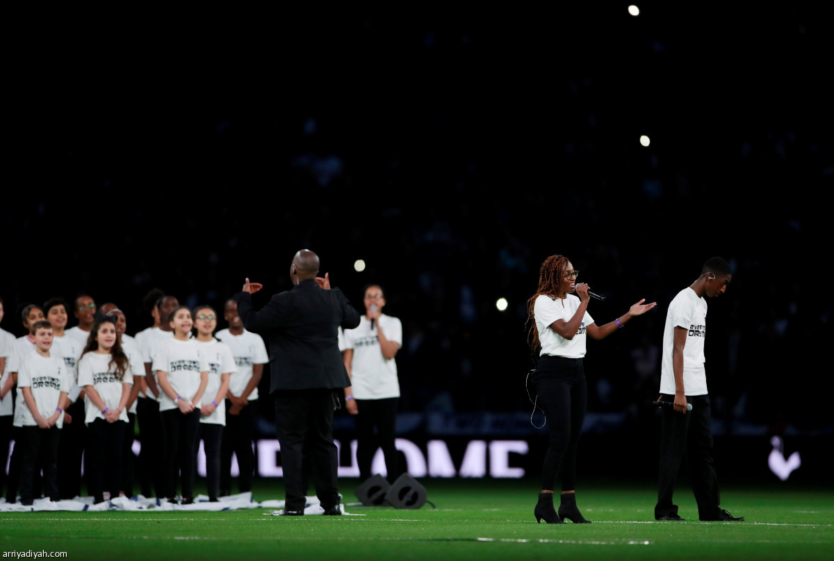 توتنهام يدشن ملعبه