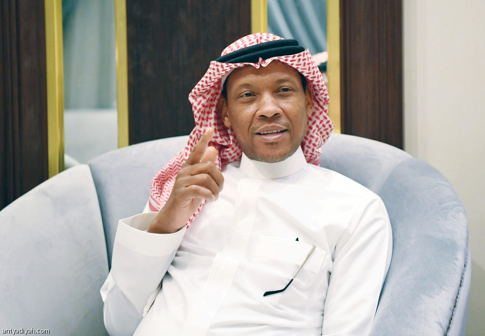 الدعيع: 
خائف على الهلال