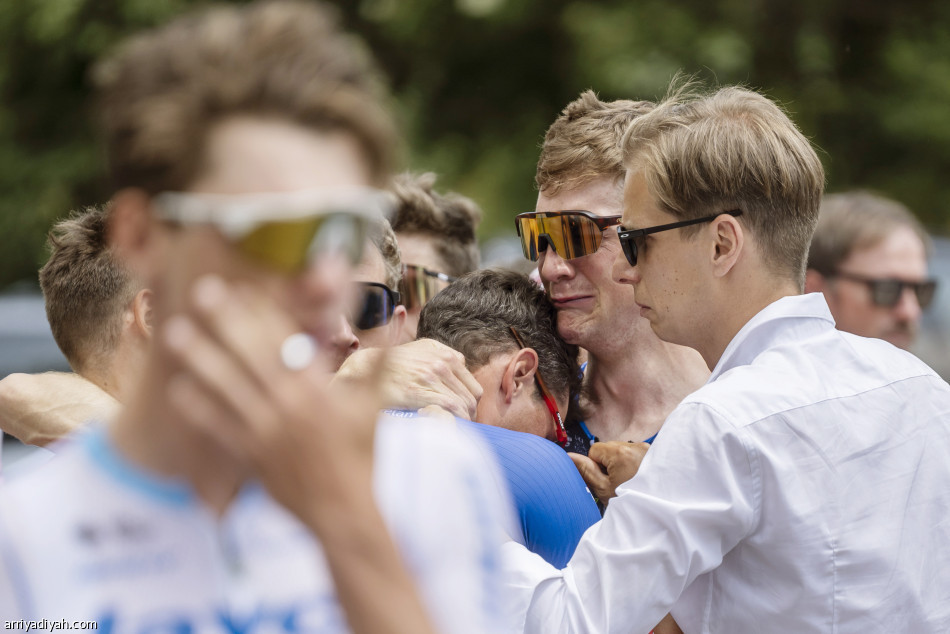 مايدر..  سقط ومات