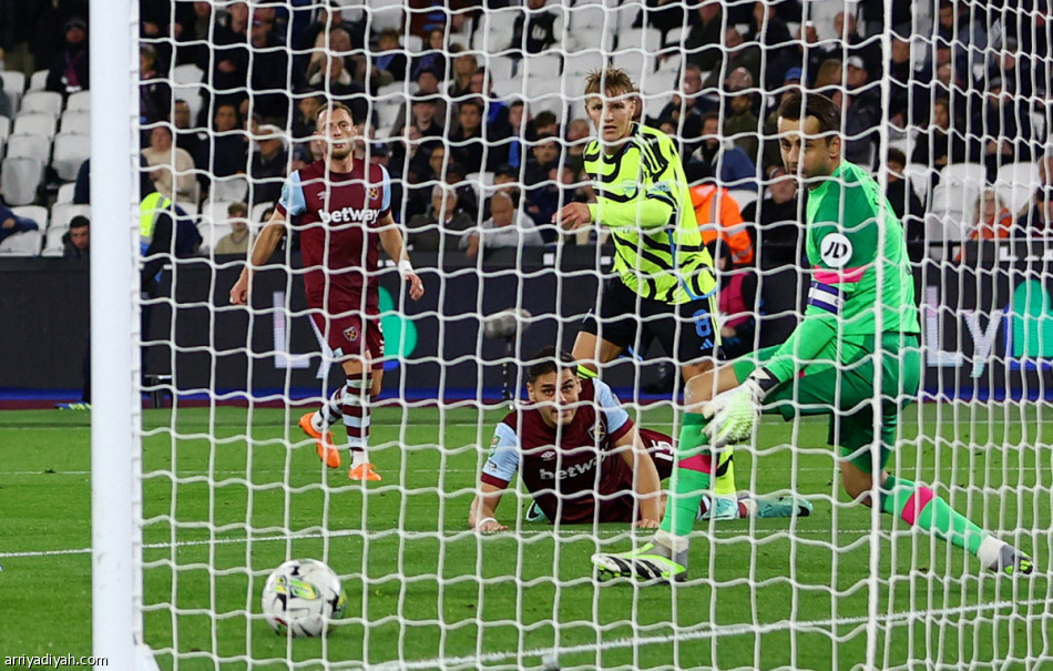 كأس الرابطة.. وست هام يقصي أرسنال