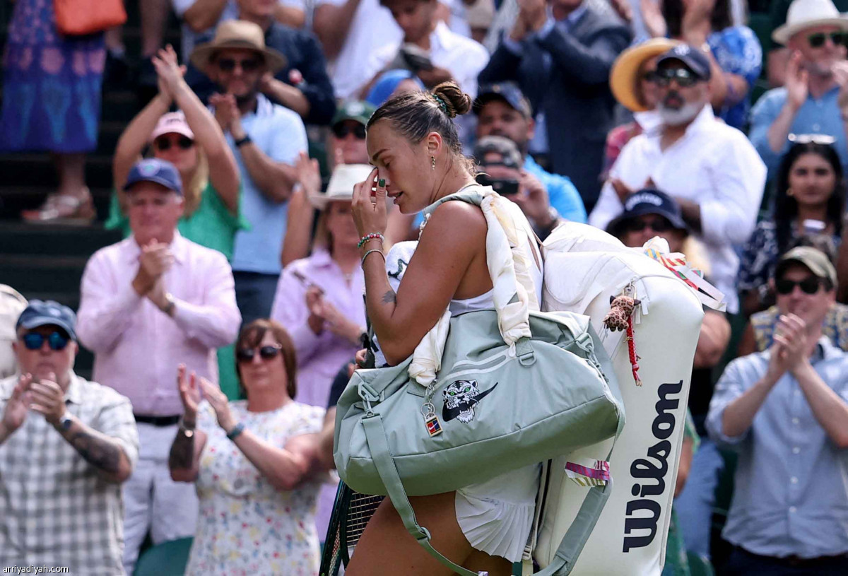 المصنفة الأولى تودع