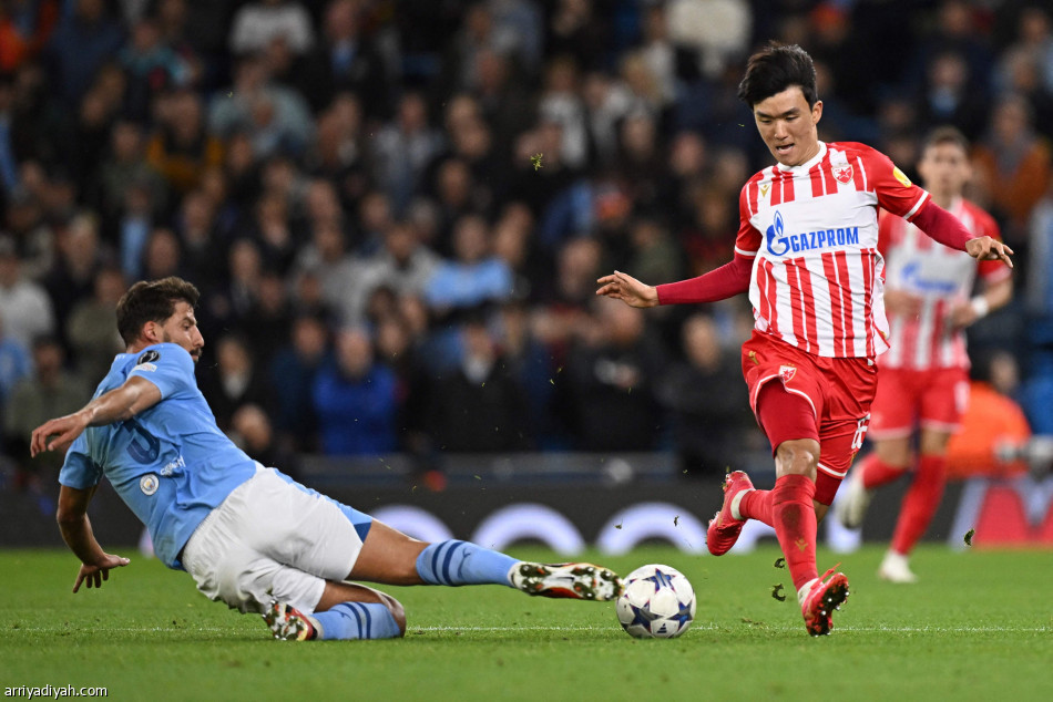 سيتي يدشن حملة الدفاع عن اللقب بنقاط النجم الأحمر