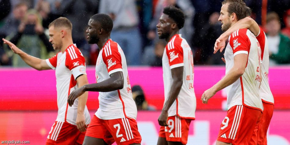 ثنائية كين تقود بايرن إلى عبور أوجسبورج