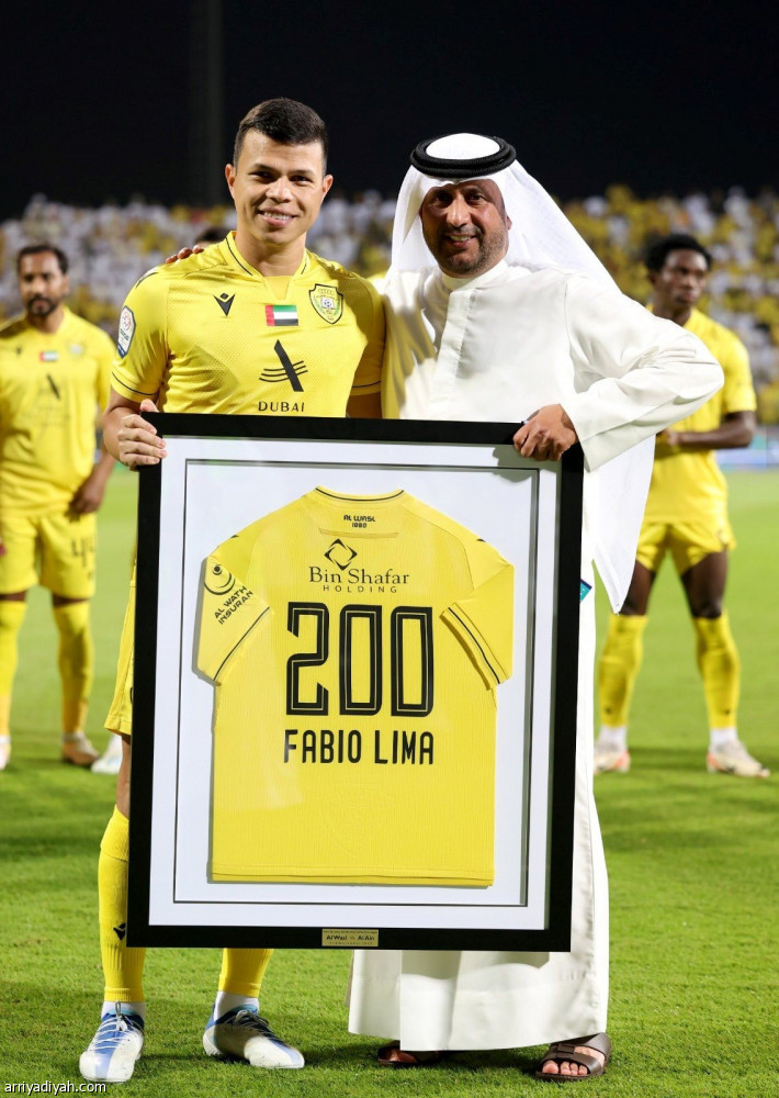 الدوري الإماراتي.. الوصل يتصدر بثلاثية العين