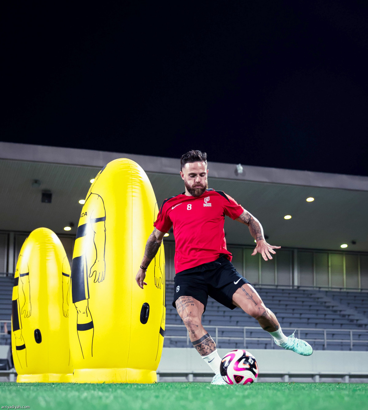 العين على النهائي الأول