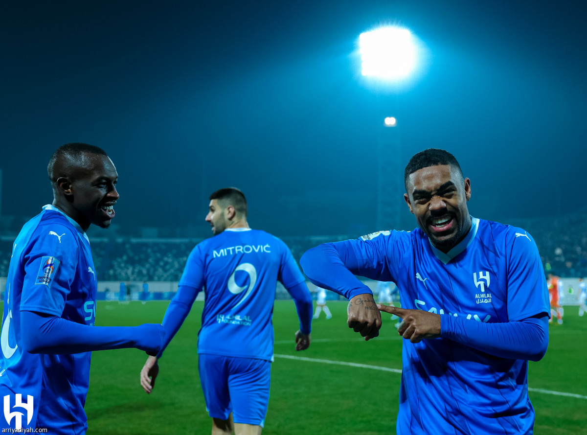 الهلال.. يتأهل