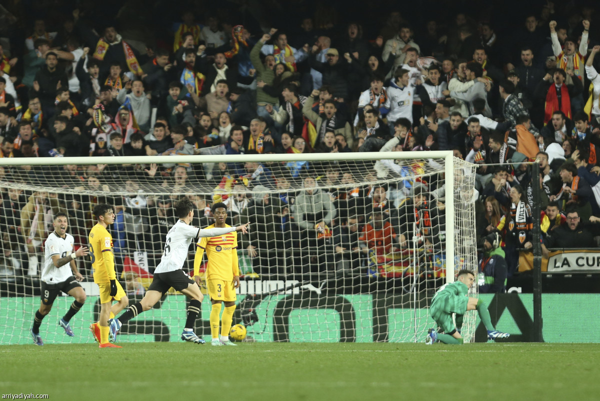 برشلونة يسقط