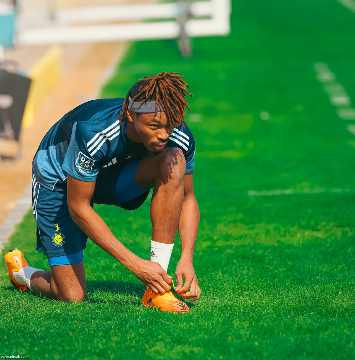 مشاركة الأجانب