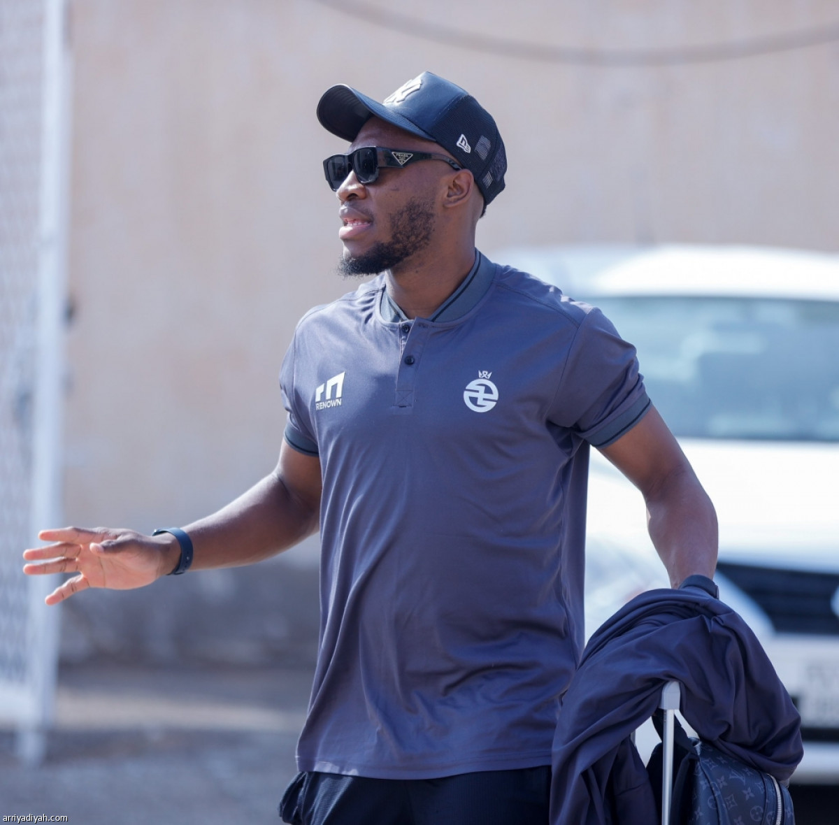 الخلود إلى الرياض