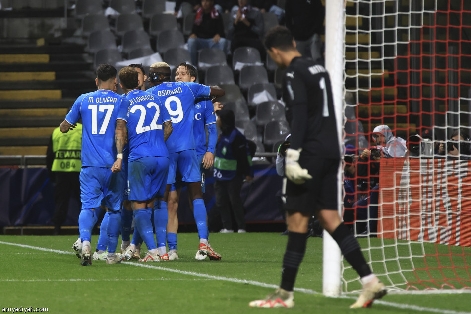 «النيران الصديقة» تمنح نابولي نقاط براجا