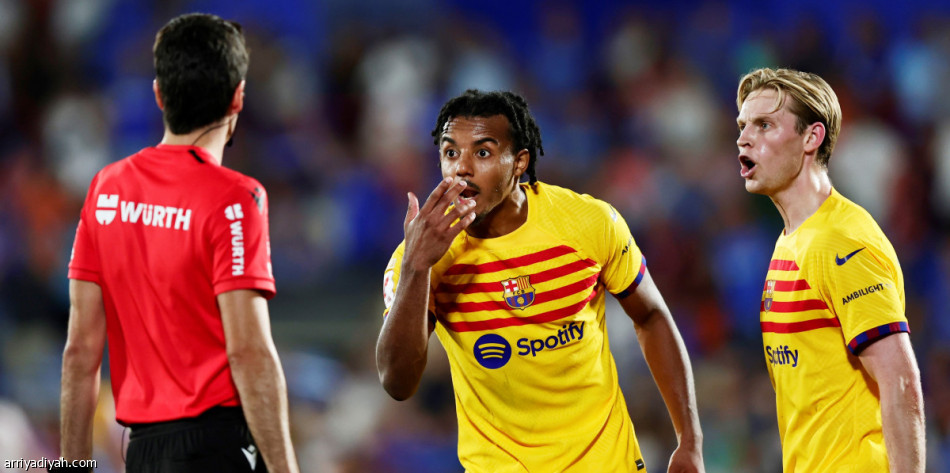 برشلونة يتعثر.. وطرد رافينيا وتشافي