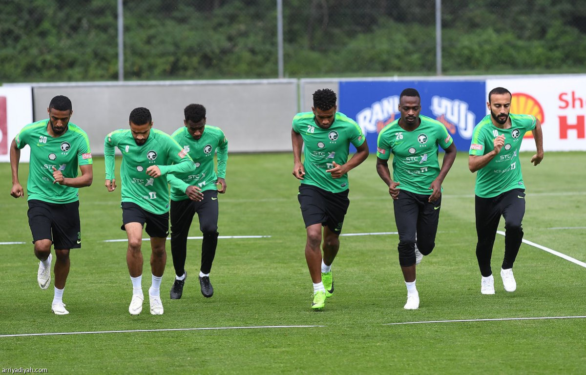 الأخضر يستعد للألمان