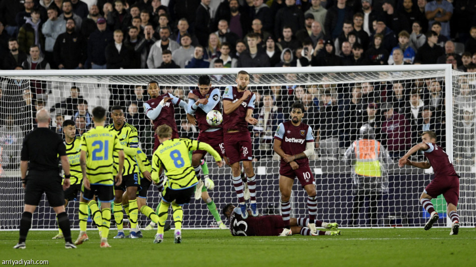 كأس الرابطة.. وست هام يقصي أرسنال