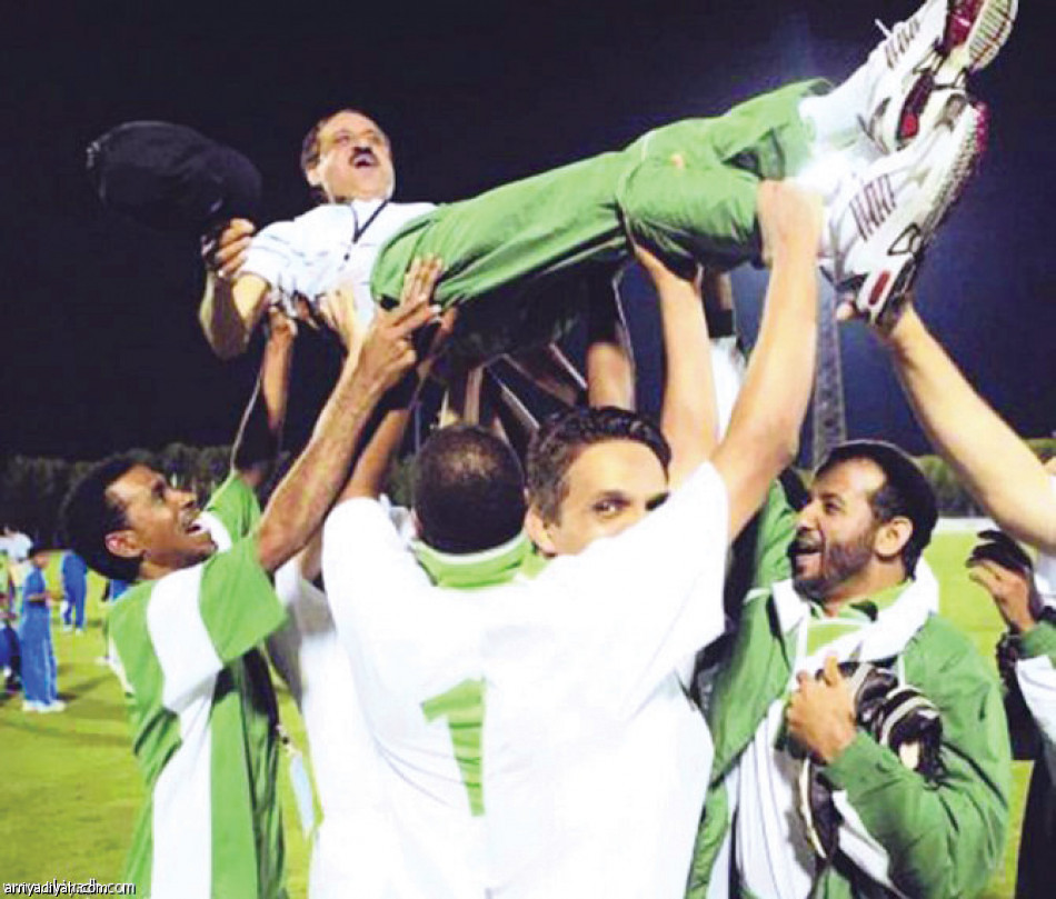 الزياني:
مكالمة غيّرت التاريخ