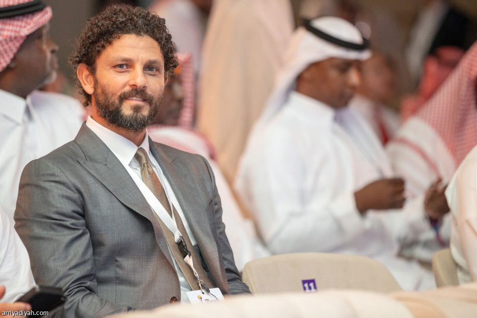 أوكلاند.. 
تسع مشاركات وانتصاران