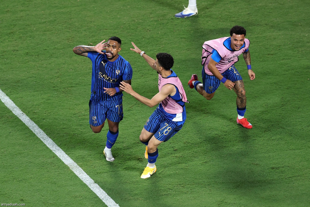 هجوم هلالي فعّال