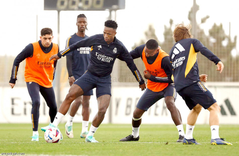 تشافي وأنشيلوتي..
صراع الثامنة