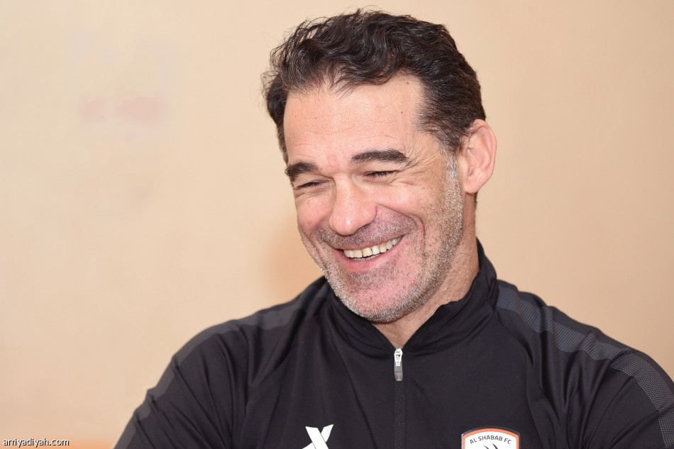 جارسيا: 
الشباب.. الأوّل في الرياض