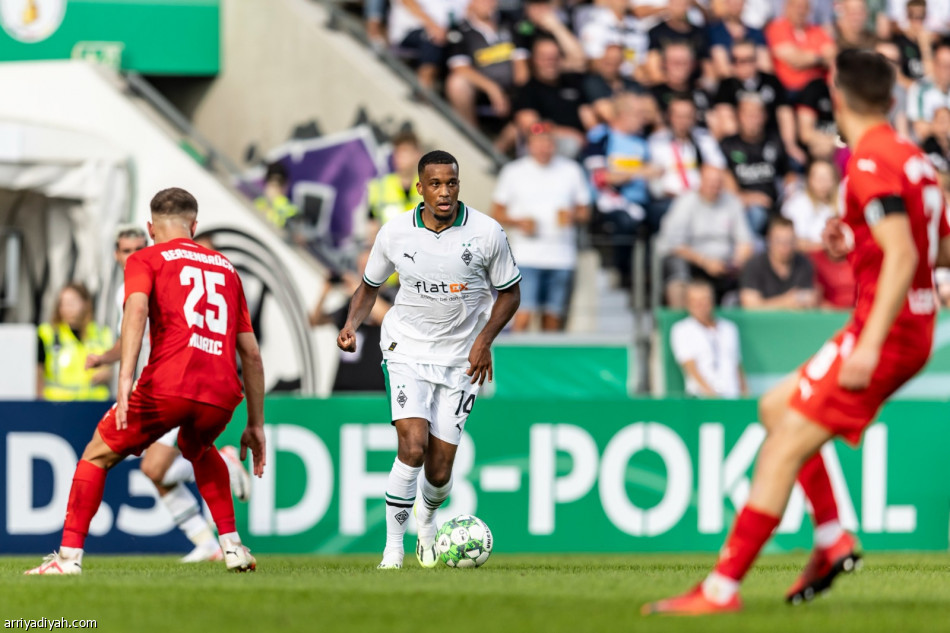 مونشنجلادباخ يسحق توس بيرسنبروك بسباعية